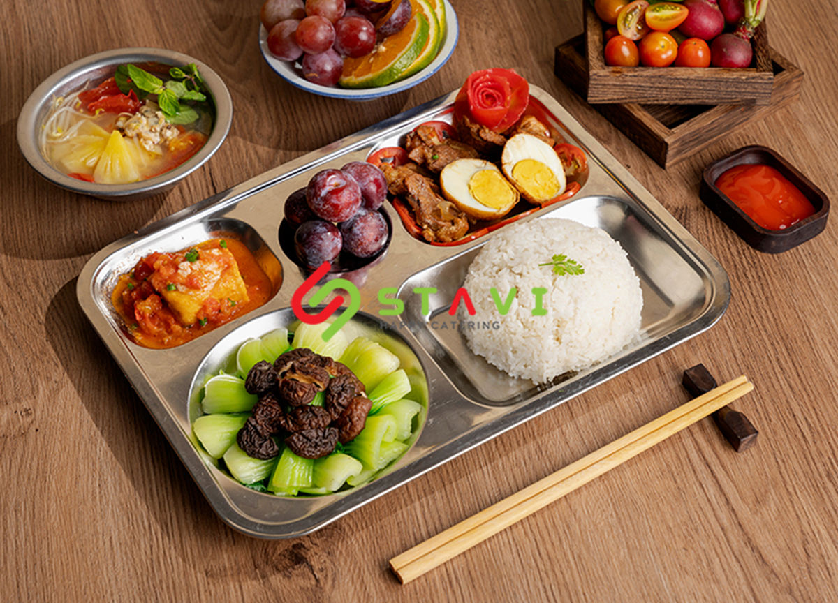 Suất ăn công nghiệp tại Nhà máy CANON Hưng Yên