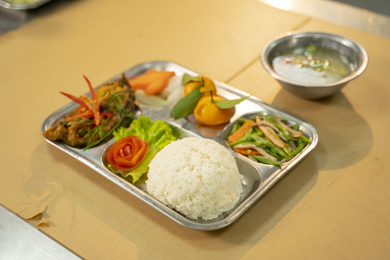 Suất ăn công nghiệp Á Đông