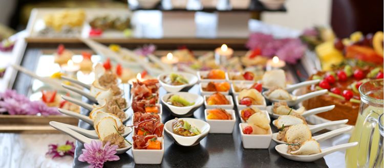 Suất ăn công nghiệp STAVI
