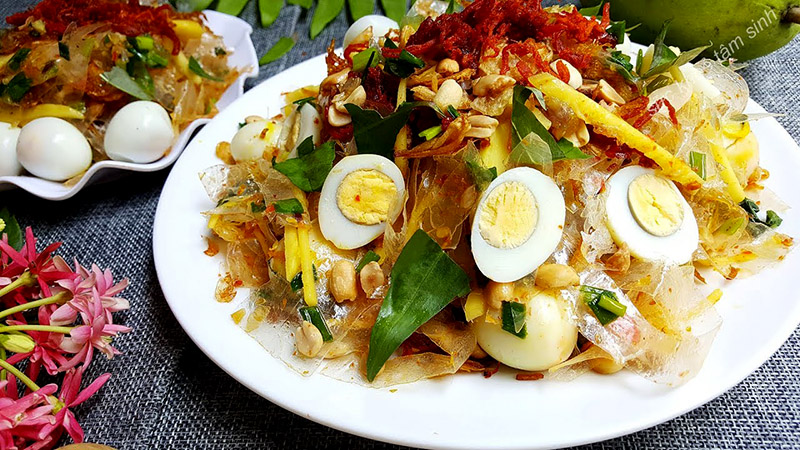 Bánh tráng trộn dễ làm với dân văn phòng