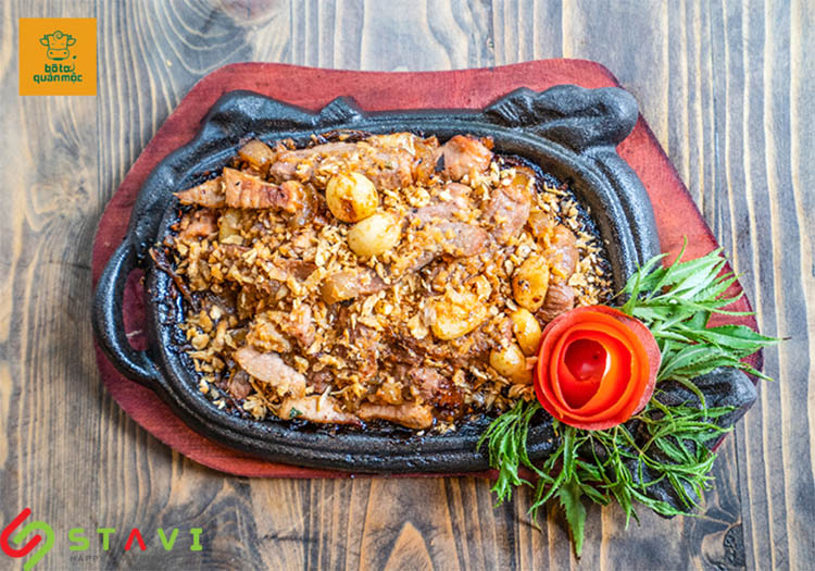 Món ăn ở Bò Tơ Quán Mộc đều thơm ngon và đảm bảo vệ sinh an toàn thực phẩm
