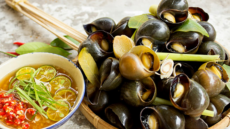 Nước chấm ốc ngon hơn ngoài quán