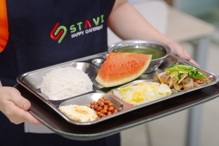 Các suất ăn phải đảm bảo dinh dưỡng và luôn tươi ngon