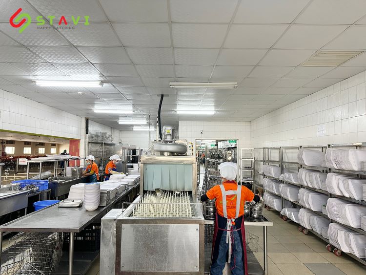 STAVI - đơn vị cung cấp suất ăn công nghiệp tại Thái Nguyên
