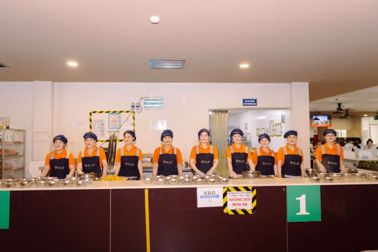 Ứng dụng 4.0 để vận hành bếp công nghiệp tốt hơn