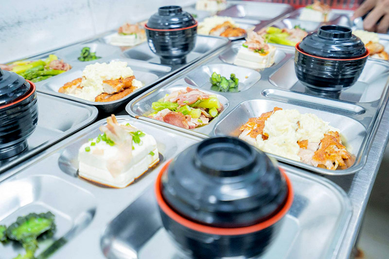 Suất ăn công nghiệp STAVI ngon bổ dưỡng được khách hàng yêu thích