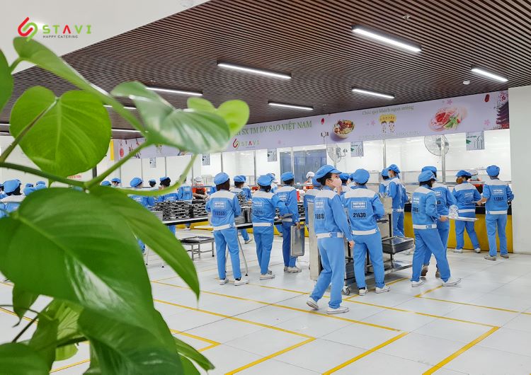 Dịch vụ giao cơm của STAVI luôn đúng giờ