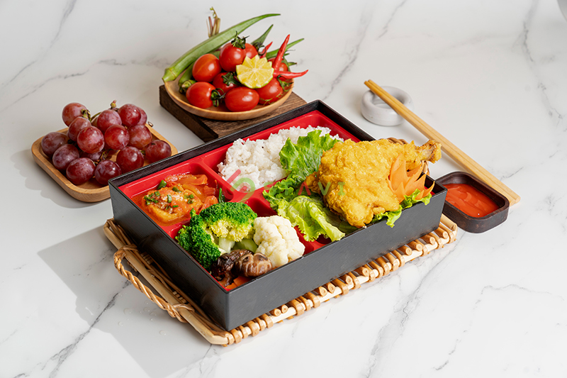 Thực đơn trong suất ăn văn phòng 5 sao của Stavi