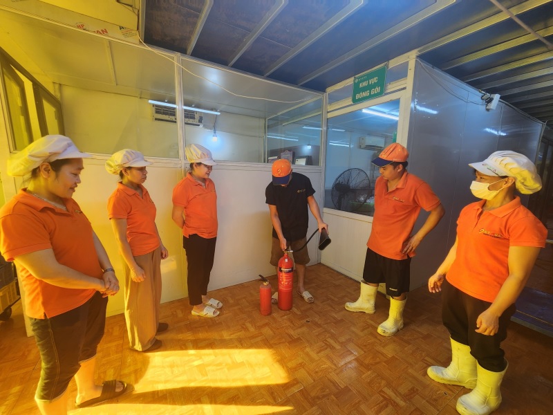 Buổi tập huấn PCCC tại các bếp Suất ăn công nghiệp STAVI