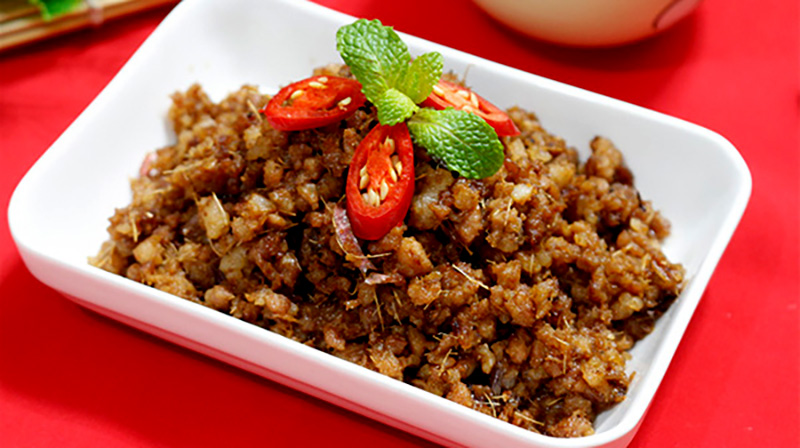 Món thịt băm rim mặn ngọt